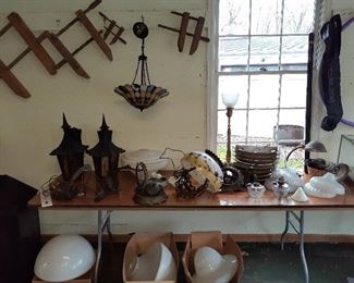 vintage, art deco, hanging, fixtures, and sconces, Tiffany style, desk, floor, mid-century, wooden furniture clamps