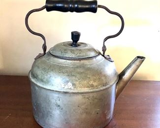 $22 Vintage tea kettle. 6.5" diam, 9" H.  