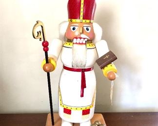 $35 Vintage nutcracker.  ~7"L; 7"W; 14"H 