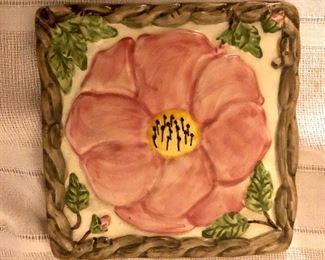 $20 Detail  Desert Rose Franciscan  Trivet  - 7" L x7" W