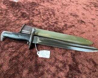 WW2 U.S. Short Model Garand Bayonet and Scabbard(AFH Manufacture)