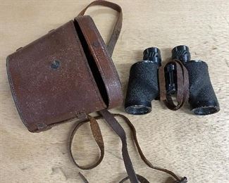 WW2 1943 U.S. Binoculars with Carrying Case(Nash Kelvinator) 
