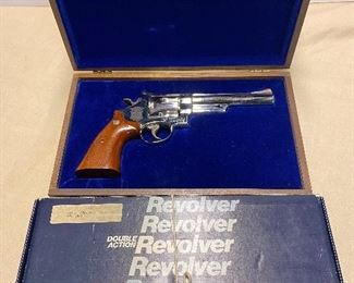 Smith & Wesson Model 29-2 44 Magnum North Carolina Highway Patrol Commemorative with Box and Paperwork(NCHP0014/SNN6247000/Unfired)