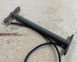WW2 U.S. Military Air Pump