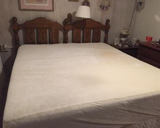 Sealy Posturepedic , king , memory foam mattress & box springs.