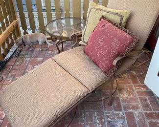Patio chase lounge chair with cushion ,two pillows, small round glass side table
100.00 all