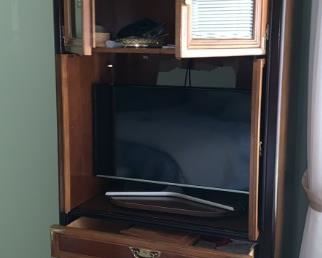 $100 Broyhill Premier Asian Regency Style Armoire Cabinet.   Measures 30w 15d 78h.