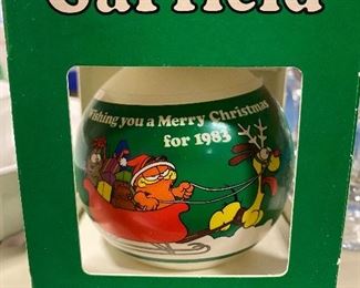 Garfield 1983 Glass Ball $5.00