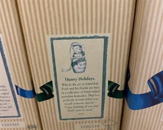 "Hunny Holidays" Figurine $ 4.00