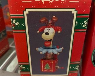 Pop Goes the Odie Ornament - $5