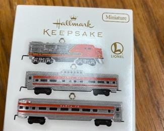 Lionel Santa Fe "Super Chief" - $3