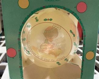 Precious Moments 1990 Glass Ornament. $3
