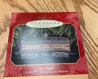 The Tender Lionel 746 Norfolk and Western Keepsake Ornament. $3