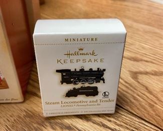 Lionel Pennsylvania B6 Hallmark Keepsake Ornament. $5