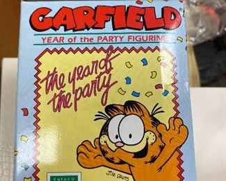 Garfield Year of the Party Figurine $15