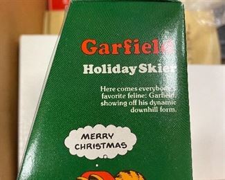 Holiday Skier Garfield ornament $15