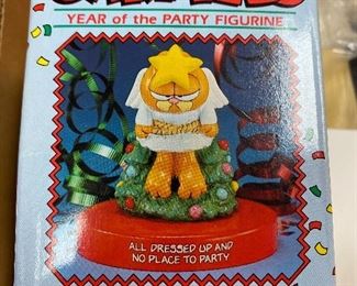 Garfield Year of the Party Figurine $15