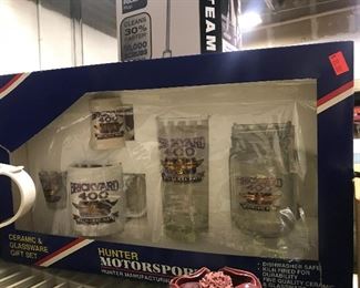 Hunter Motorsport  set $15