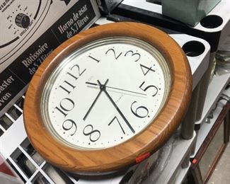 Wall clock $10