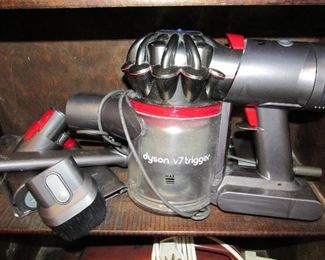 Dyson V7 handheld