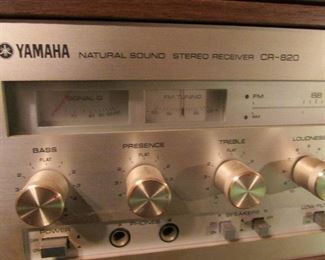 Vintage Yamaha CR-820 receiver