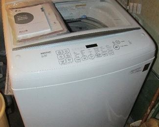 LG washer in excellent condition