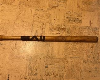 Rare J F Hillerich & Son Indoor No. 52 baseball bat 