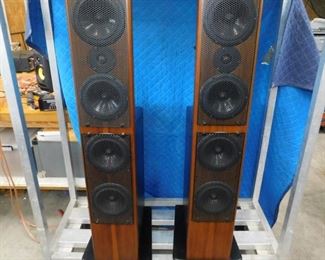 AV123 X-Static Tower Speakers