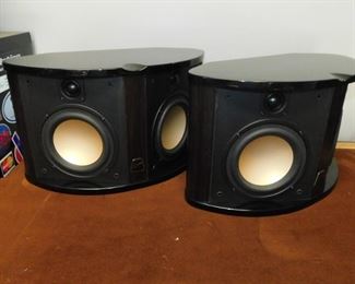 Swans Diva R3P Speakers