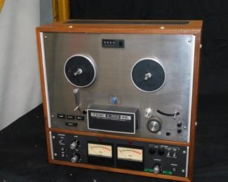 TEAC A-4010GSL Open Reel Tape Deck