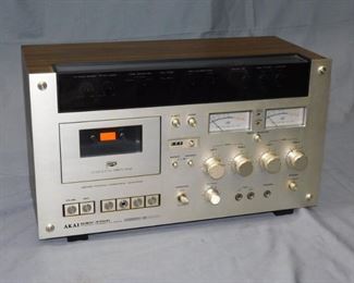 Akai GXC-570D Cassette Player