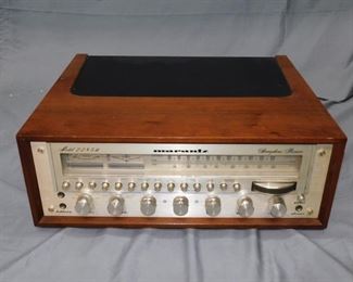 Marantz 2285B Stereophonic Receiver w/Wood Cabinet