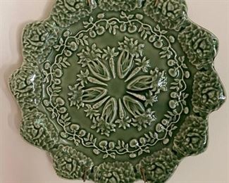 Set of 4 green Bordalo Pienhero majolica plates from Portugal. Photo 1 of 2.