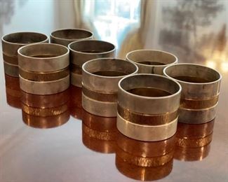 Set of 8 napkin holders.