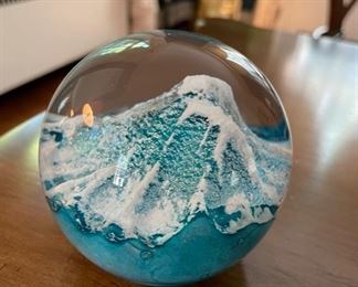 Big Wave, Kona, Hawaii paperweight. Photo 1 of 2.