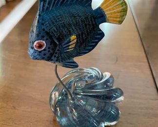Fish paperweight. Photo 1 of 2.