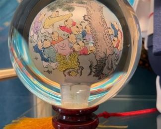 Chinese paperweight. Photo 1 of 3.