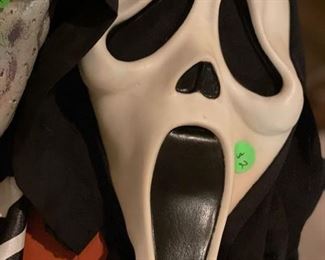Scream Halloween Costume!