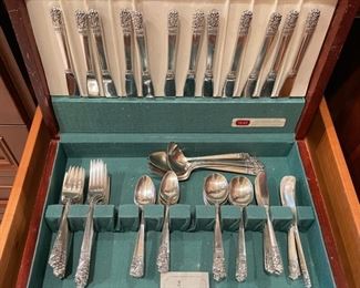 Mansion House by Heirloom Oneida Sterling Silver Flatware. Service for 12 plus serving pieces. 76 Pieces Total. Photo 1 of 3.