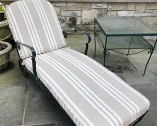 Vintage Woodard chaise and side table.