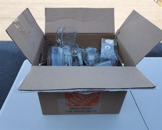 https://ctbids.com/#!/description/share/687821 Small box full of glassware. Includes stemware, mugs, juice glasses and more. Box measurements 12x12x16"