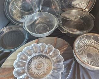 https://ctbids.com/#!/description/share/687826 Two 9" Pyrex pie dishes. One 8" pie dish. One 9" covered 2 quart casserole dish. One 8" casserole dish. One 8" Pyrex 8" ovensafe bowl. One 13" fish plate. One crystal 9" bowl. A 15 deviled egg platter. One 18x13 oval serving plate. Perfect for year-round celebrations and gatherings!
