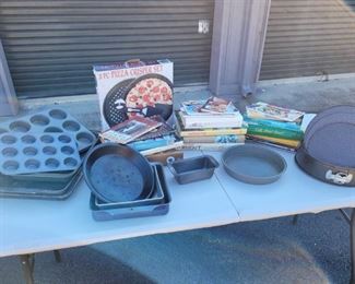 https://ctbids.com/#!/description/share/687838 Need some cooking inspiration? There are plenty of ideas in these books!! This set is complete with pans for cakes, pies and cupcakes!! 13 pans in all sizes! Dont forget your pizza crisper too! So many options, how could you resist?