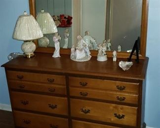 Dresser & Mirror