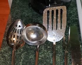Mid Century Starburst Kitchen Utensils