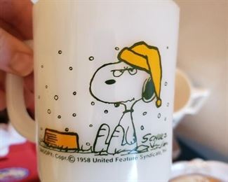 Snoopy! At checkout!
