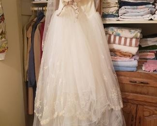 vintage wedding dress