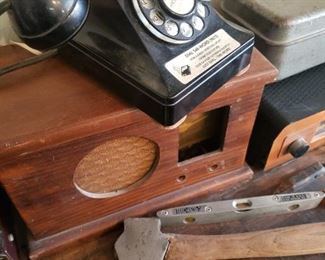 neat old phone