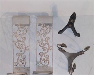 Lot of 4 Micelanious Decor Items - Wall Hanging Picture Frame Holder