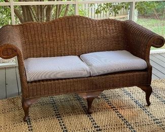 Wicker loveseat $400
1 available
64x 28x34”